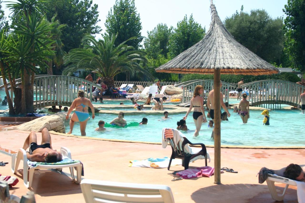 Vias-Plage Camping Les Salisses Quality Holidays Exteriör bild