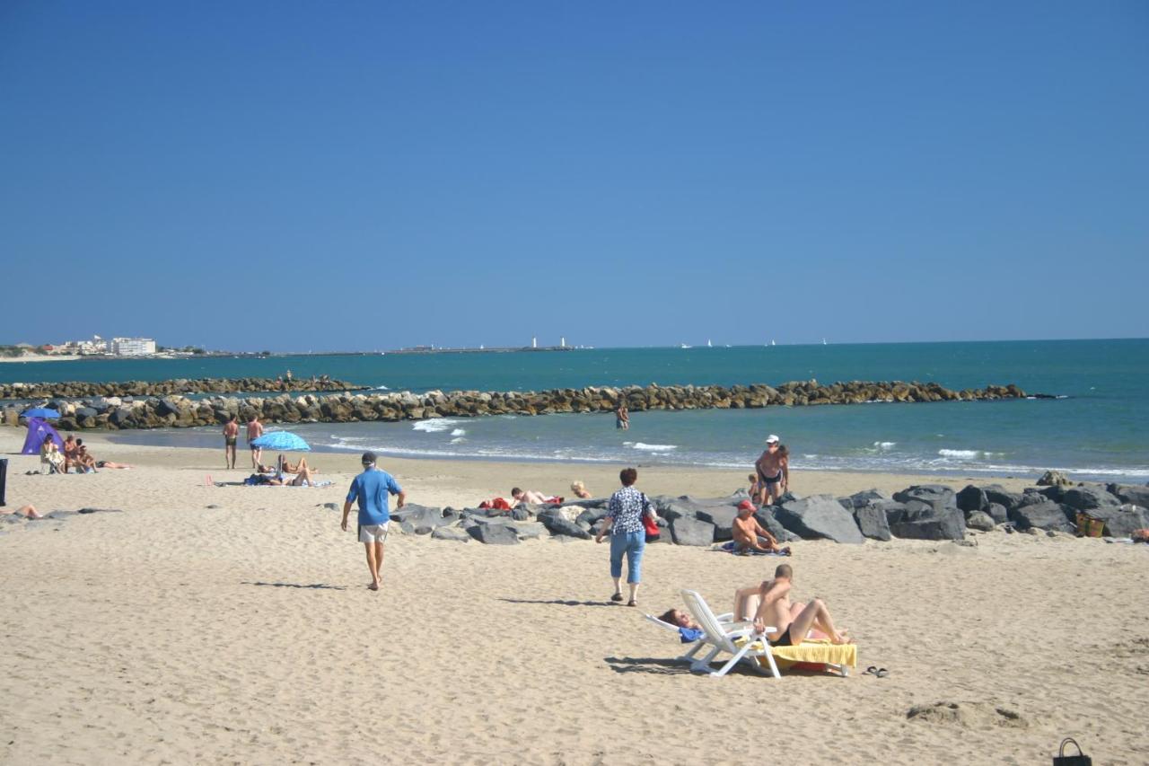 Vias-Plage Camping Les Salisses Quality Holidays Exteriör bild